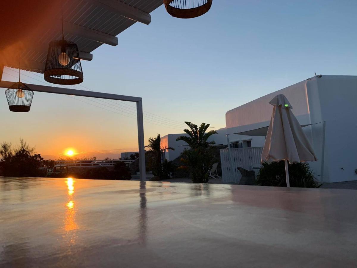 Queen Boutique Suites Mykonos Town Exterior foto