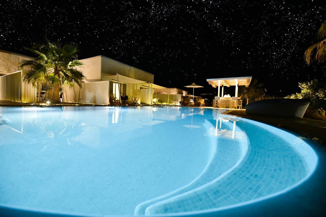 Queen Boutique Suites Mykonos Town Exterior foto