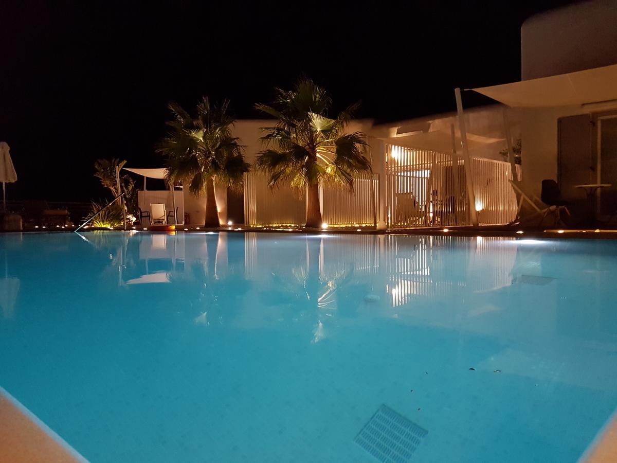 Queen Boutique Suites Mykonos Town Exterior foto